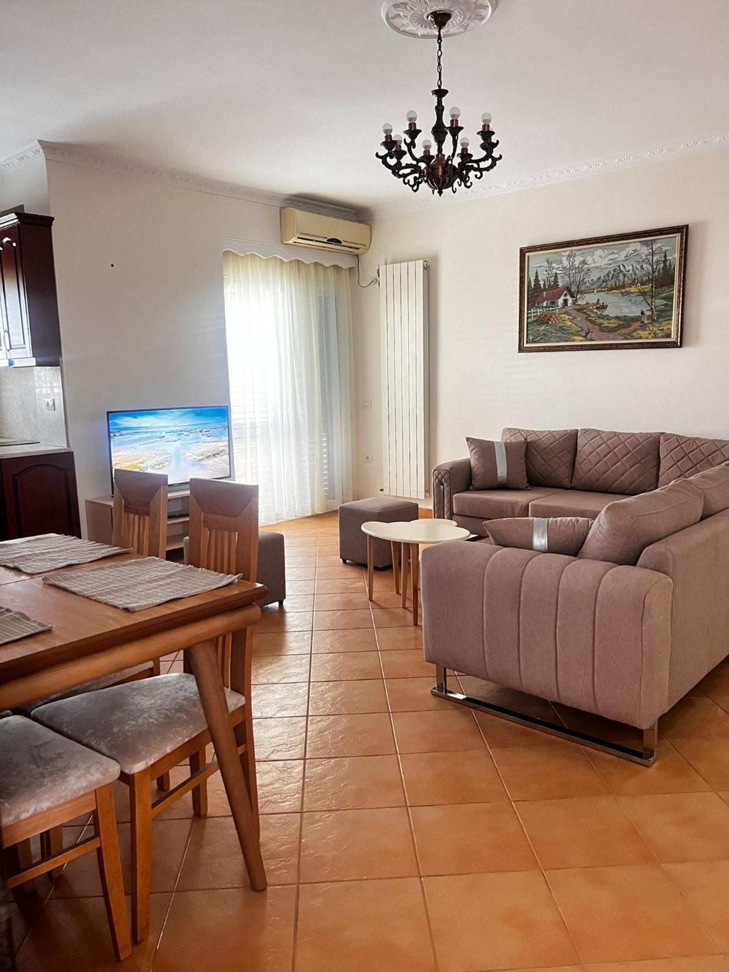 Lu Apartament Vlorë Εξωτερικό φωτογραφία